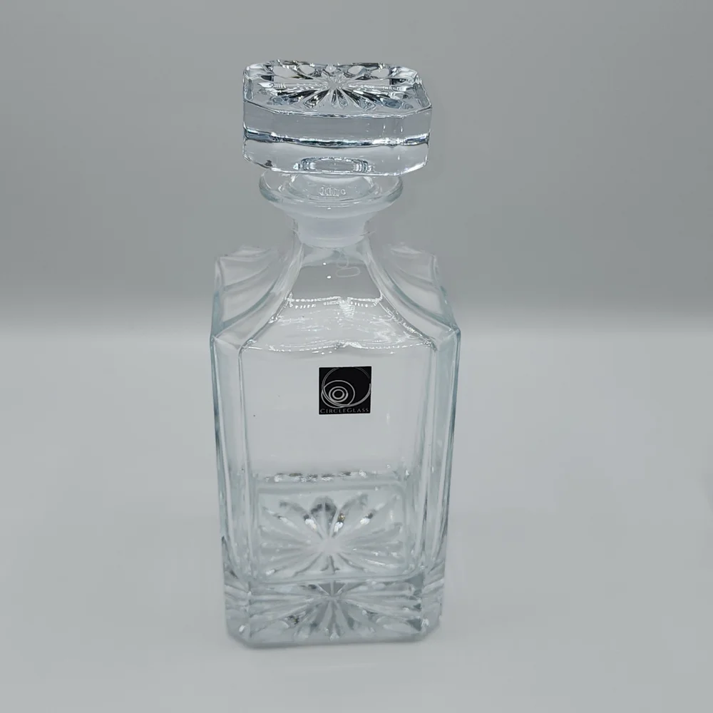 Circleware Royal Whiskey Decanter‎ Set of 6pc 26oz